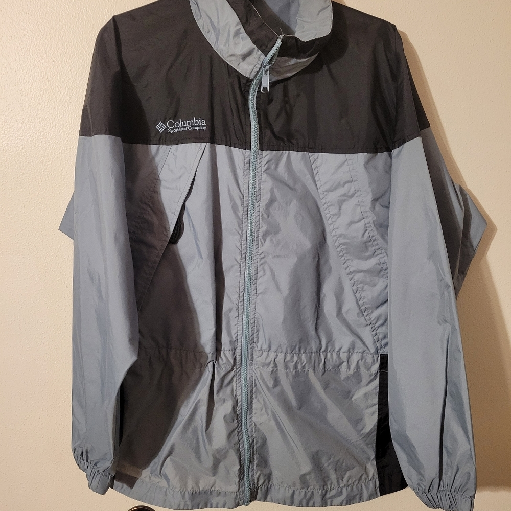 Womens lightweight Columbia jacket
